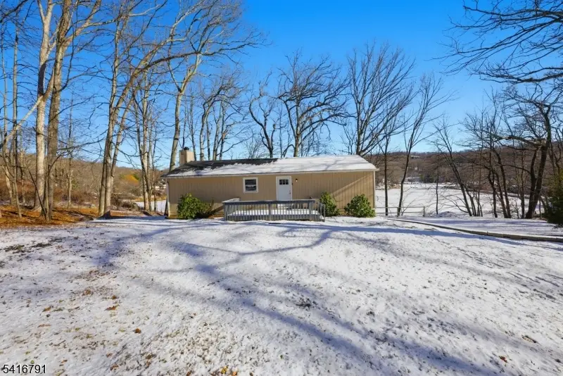 6 Tomahawk Trl, Lake Hopatcong, NJ 07849 - #2