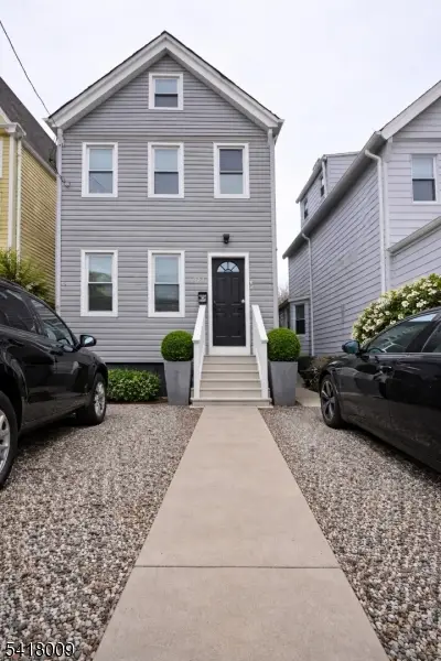 633 Thomas Blvd, East Orange, NJ 07017 - #1