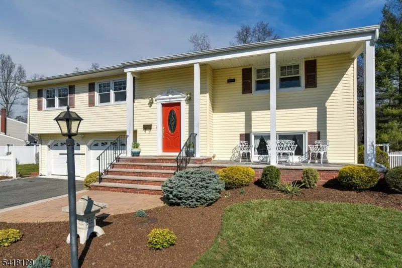 21 W William St, Lincoln Park, NJ 07035 - #1