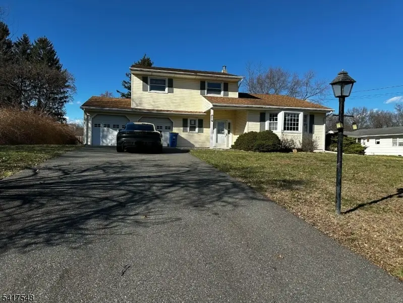 103 Karen Pl, Bradley Gardens, NJ 08807 - #1