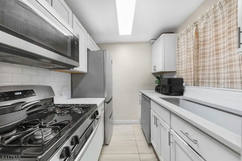 735 Linden Ave, Rahway, NJ 07065 - #3