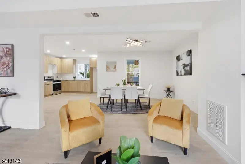 10 Mulford Pl, Newark, NJ 07112 - #2