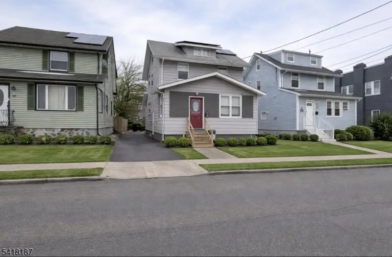 84 Lincoln Pl, Irvington, NJ 07111 - #1