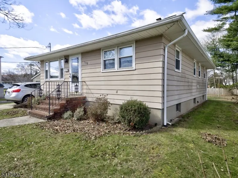 309 Marion Pl, Manville, NJ 08835 - #2
