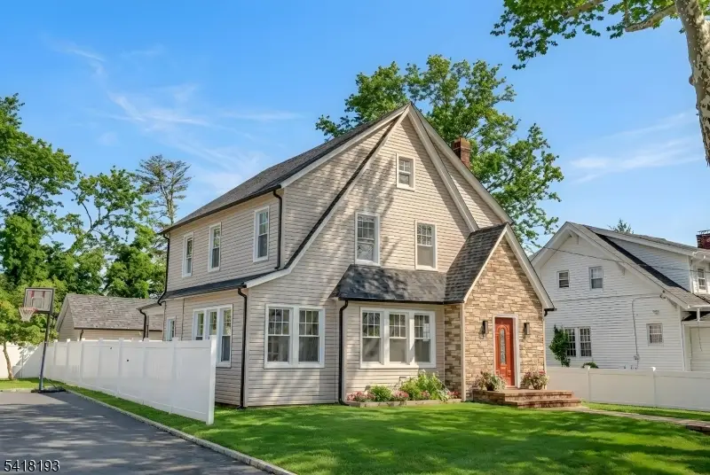 711 Pemberton Ave, Plainfield, NJ 07060 - #1