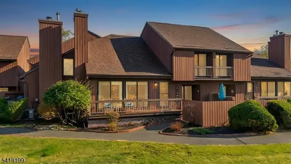 29 Bloomingdale Dr #2B, Hillsborough Twp., NJ 08844