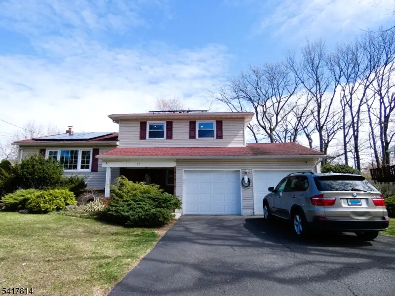 10 Falcon Dr, Edison, NJ 08820 - #2