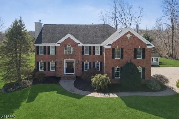 12 Quail Run, Randolph Twp., NJ 07869