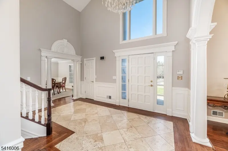 18 Kerby Ln, Mendham, NJ 07945 - #2