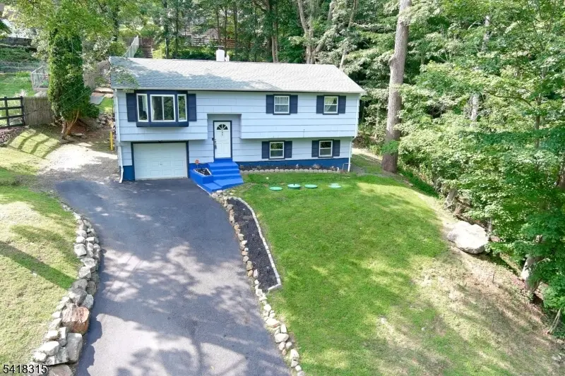 186 Tomahawk Trl, Byram, NJ 07871 - #2