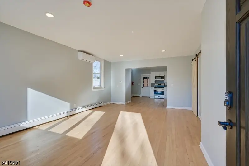 34 Tillman St, Raritan, NJ 08869 - #3