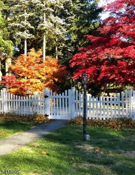 13 Pautuck Rd, Highland Lakes, NJ 07422 - #2