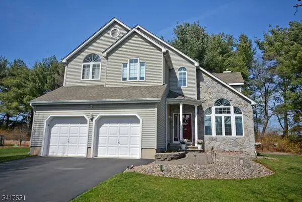 59 Wallace Blvd, Hillsborough Twp., NJ 08844