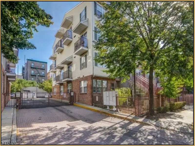 84 Union St #C2, Newark, NJ 07105 - #3