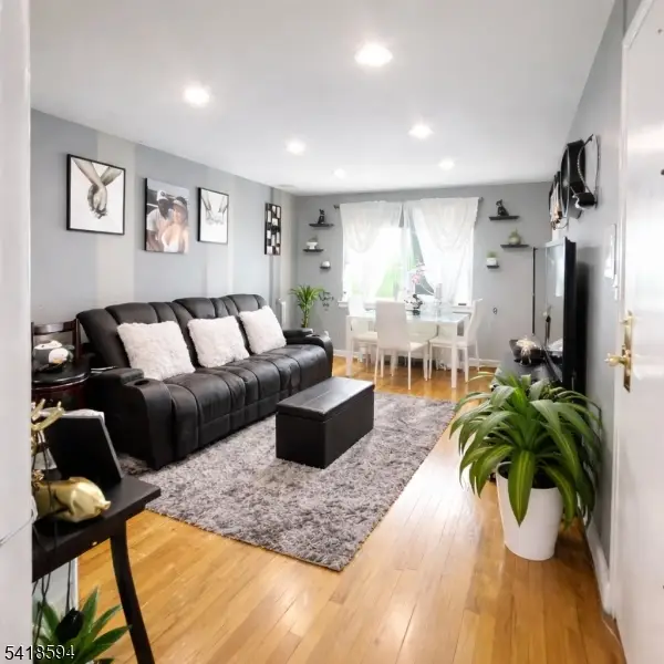 23B Carolyn Ter #B, Roselle, NJ 07203 - #1