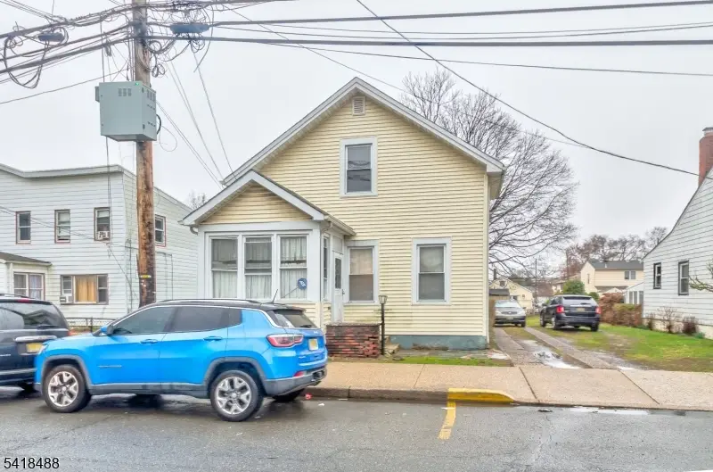 245 Preakness Ave, Paterson, NJ 07502 - #1