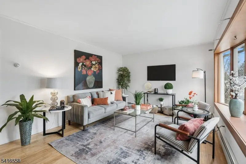 13 Central Ave, Pompton Lakes, NJ 07442 - #3