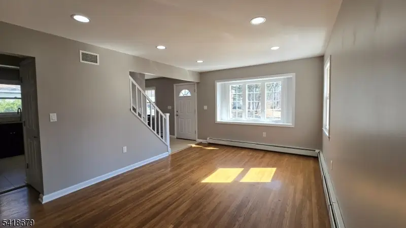 2-72 Saddle River Rd, Fair Lawn, NJ 07410 - #3