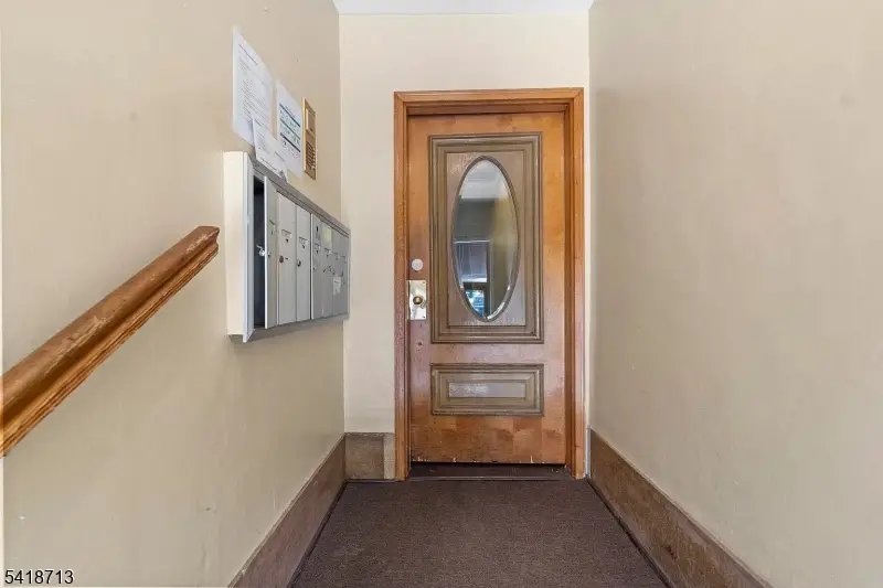 250 Clendenny Ave #4, Jersey City, NJ 07304 - #2