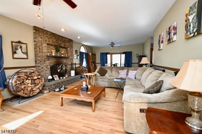 189 Schoolhouse Road, Oak Ridge, NJ 07438 - #2