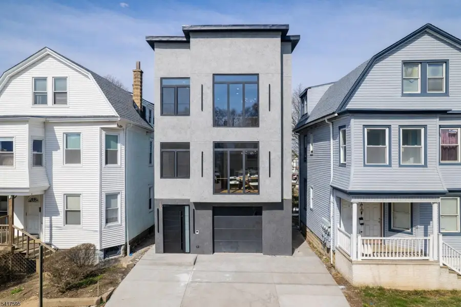 31 Grace St, Irvington, NJ 07111 - #2