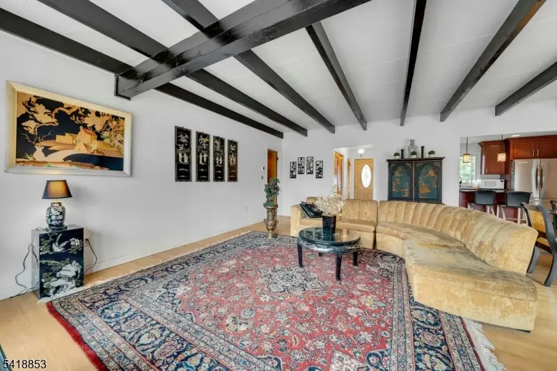 4 Jeffrey Rd, Wayne, NJ 07470 - #3