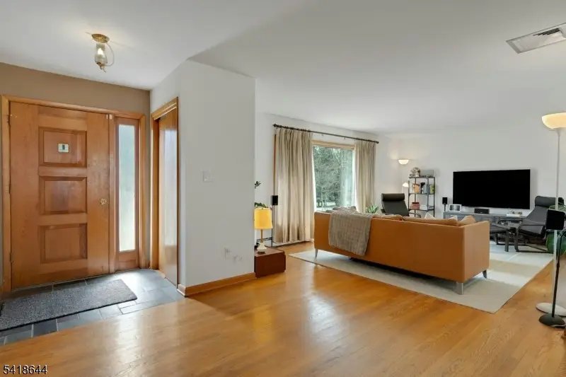 48 Gordon Rd, Lower Berkshire Valley, NJ 07885 - #2