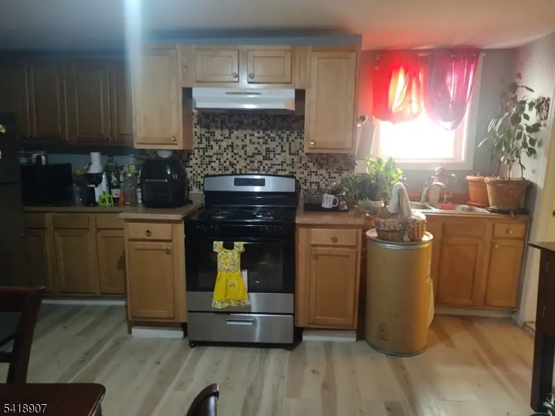12 Ward St, Paterson, NJ 07501 - #3