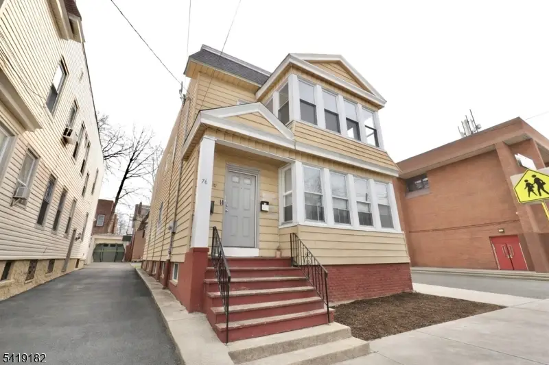 76 Aldine St, Newark, NJ 07112 - #1