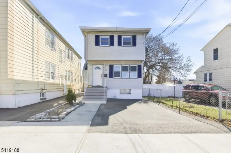 88 Columbus Ave, Belleville, NJ 07109 - #1