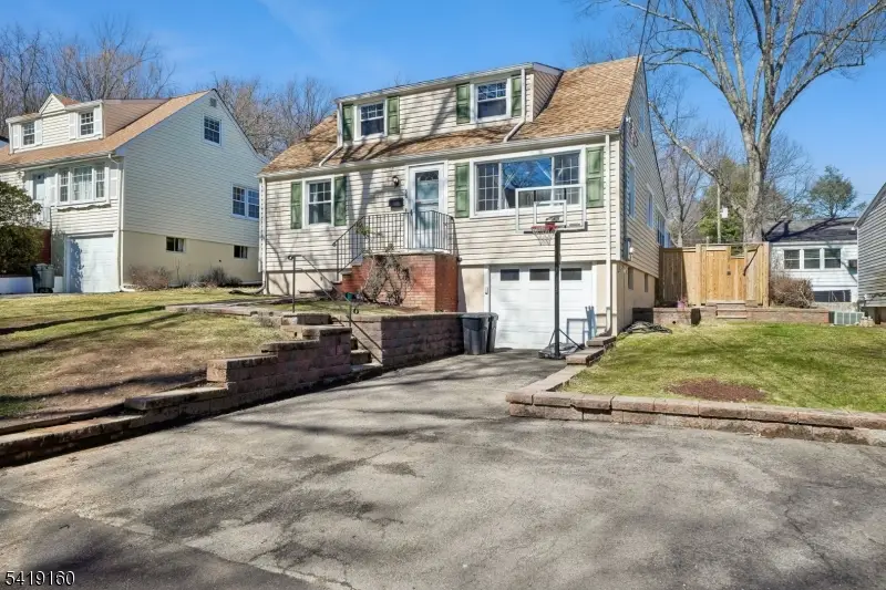 55 Sunnyside Rd, Pleasantdale, NJ 07052 - #2