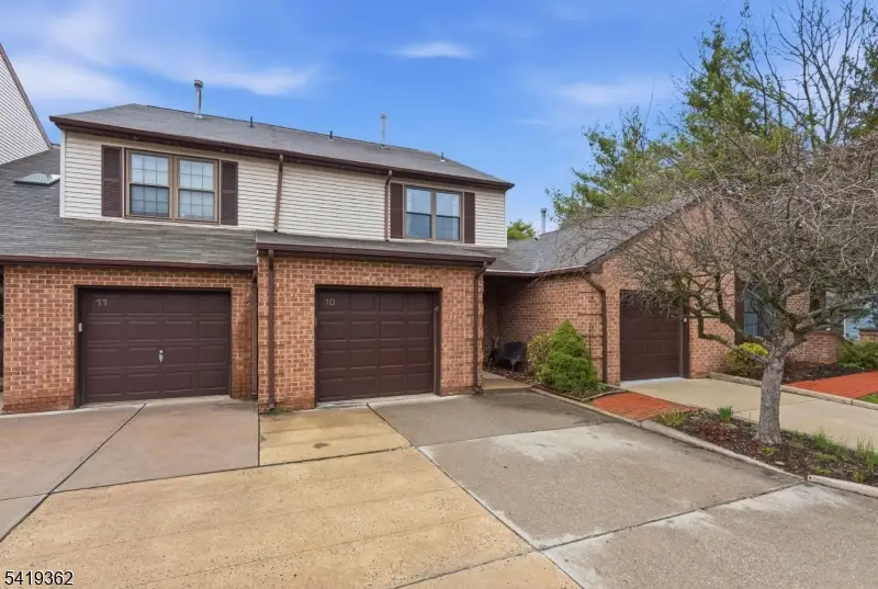 10 Betty Ct, Lebanon, NJ 08833 - #3