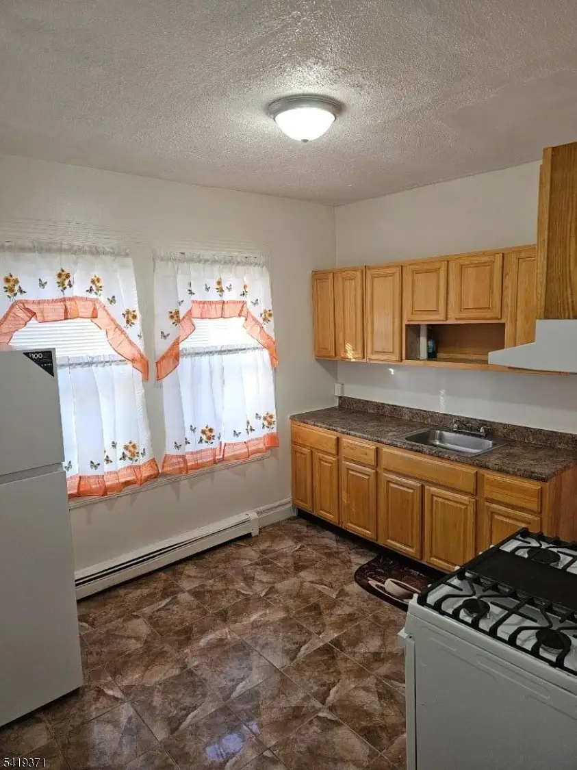 9 Western Pkwy #1, Irvington, NJ 07111 - #3