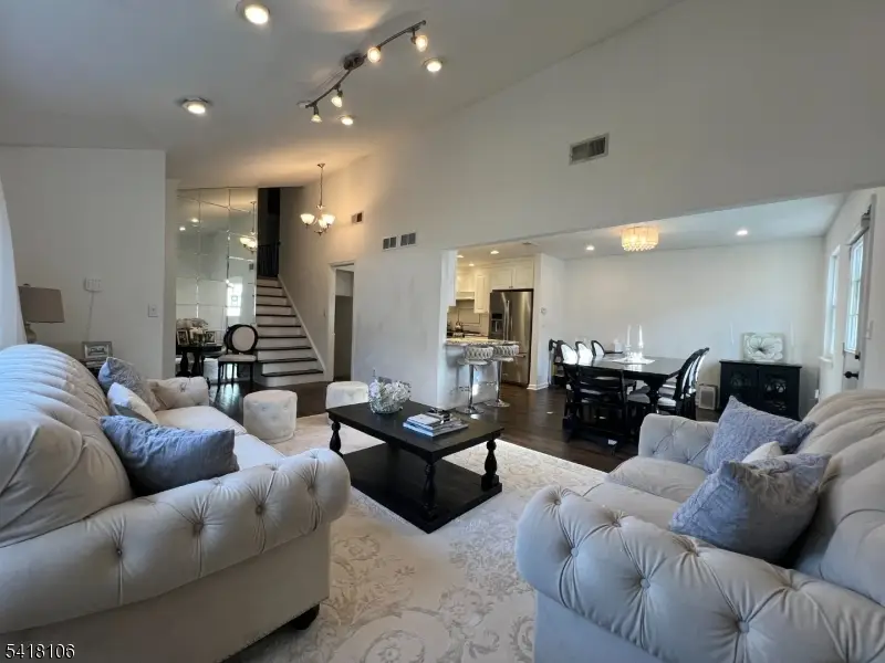 521 Hamburg Tpke #A, Pompton Lakes, NJ 07442 - #2