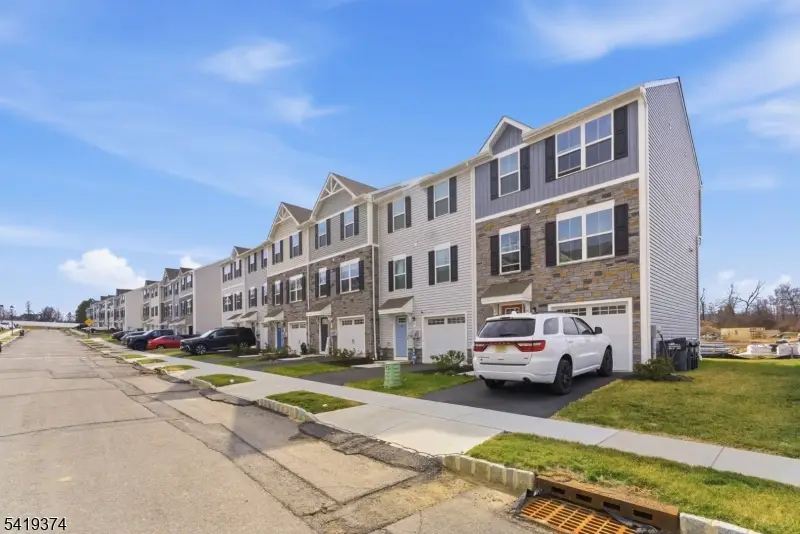 6 Limestone Blvd #6, Washington, NJ 07882 - #3