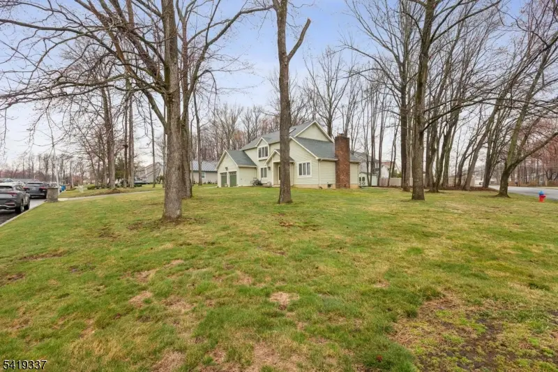 2 Grenoble Ct, Matawan, NJ 08857 - #1