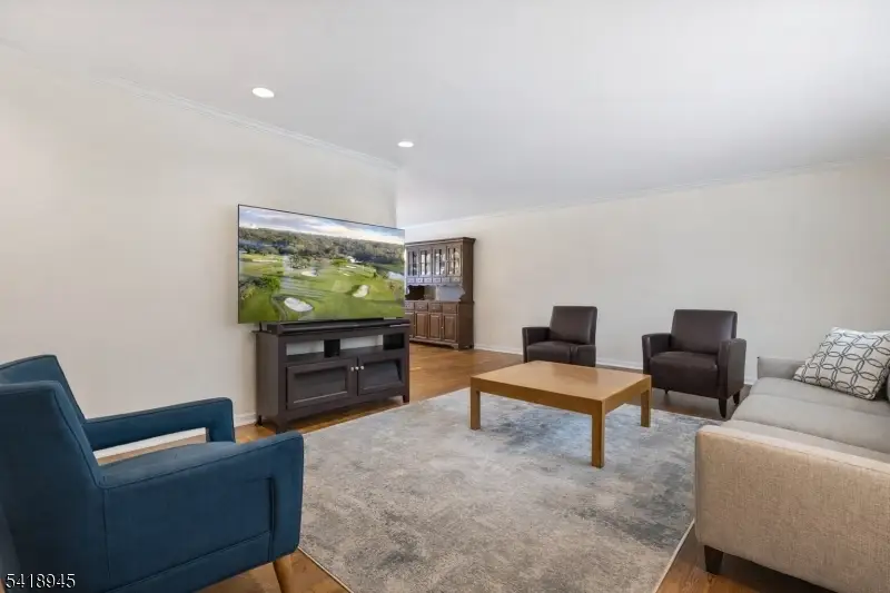 9 Klara Ct, Madison, NJ 07940 - #2