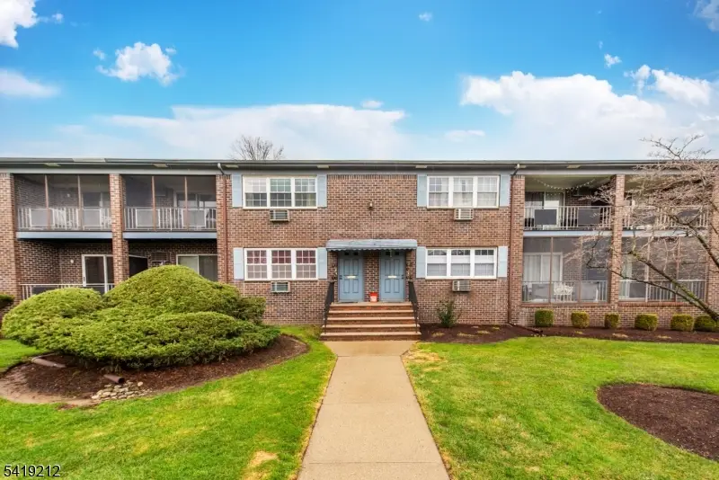 580 Bloomfield Ave #11B, West Caldwell, NJ 07006 - #2