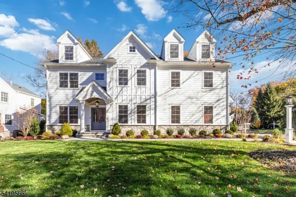 2 Whitman Dr, Chatham Twp., NJ 07928