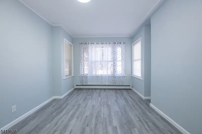 723 E 26th St, Paterson, NJ 07504 - #3