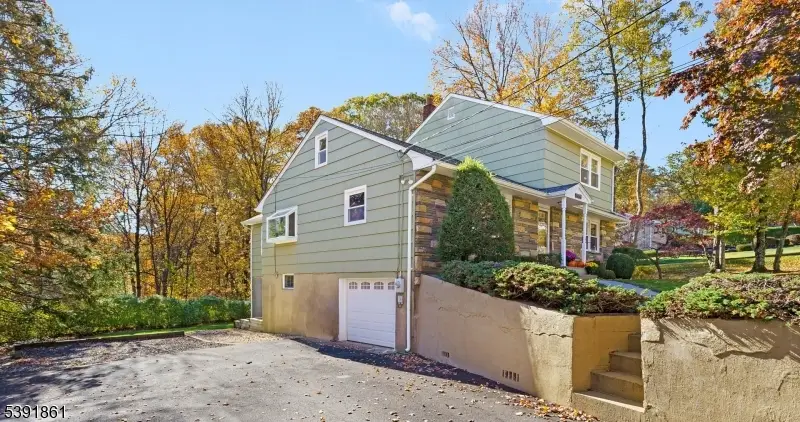 13 Paderewski Rd, Jefferson, NJ 07438 - #3