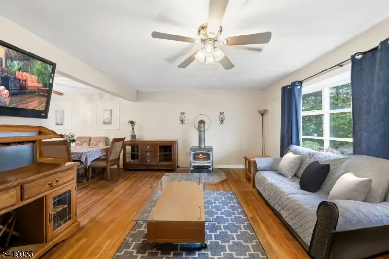 22 Cottage St, Belleville, NJ 07109 - #2