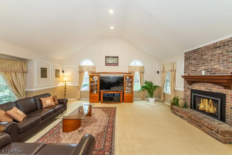 4 Summit Lane, Succasunna, NJ 07876 - #2