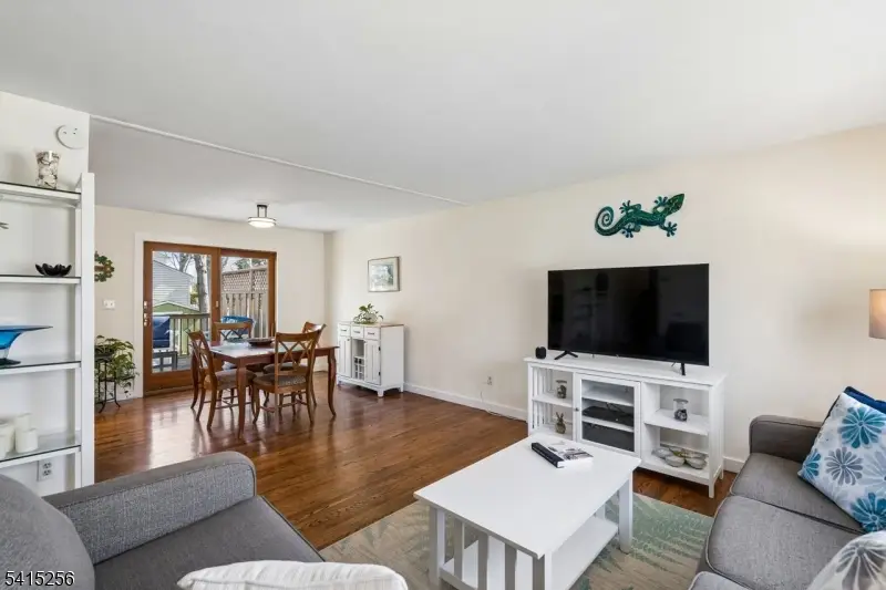 76 Magnolia Dr, New Providence, NJ 07974 - #3