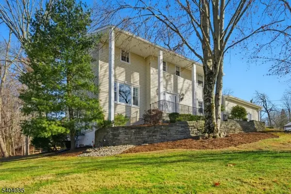 119 Herrick Road, Wayne Twp., NJ 07470