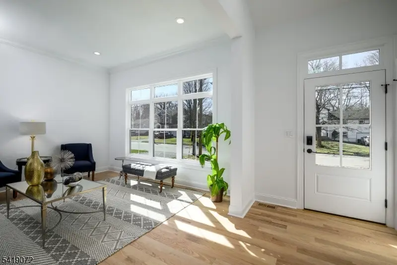 32 W Mcclellan Ave, Livingston, NJ 07039 - #3