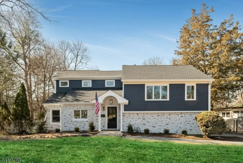 35 Lloyd Rd, Ho Ho Kus, NJ 07423 - #1