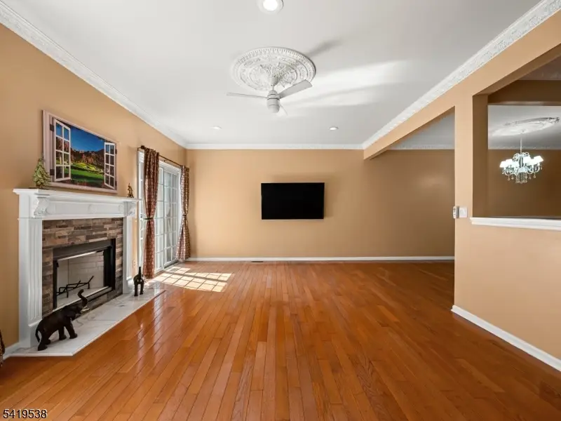 79 Rhyan Dr, Troy Hills, NJ 07054 - #3