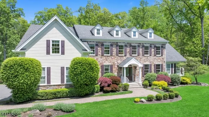 28 Arbor Rd, North Caldwell, NJ 07006 - #3