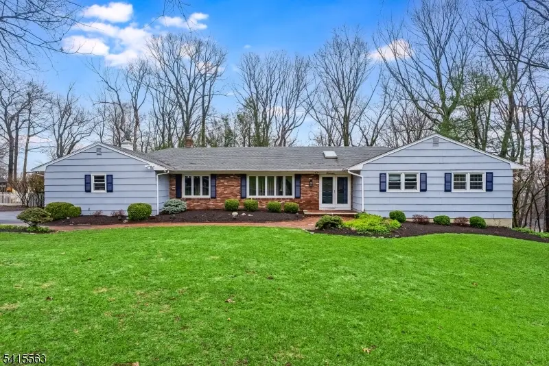 11 Wood Dr, Parsippany Troy Hills, NJ 07054 - #1